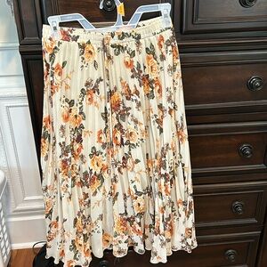 Fall skirt size small